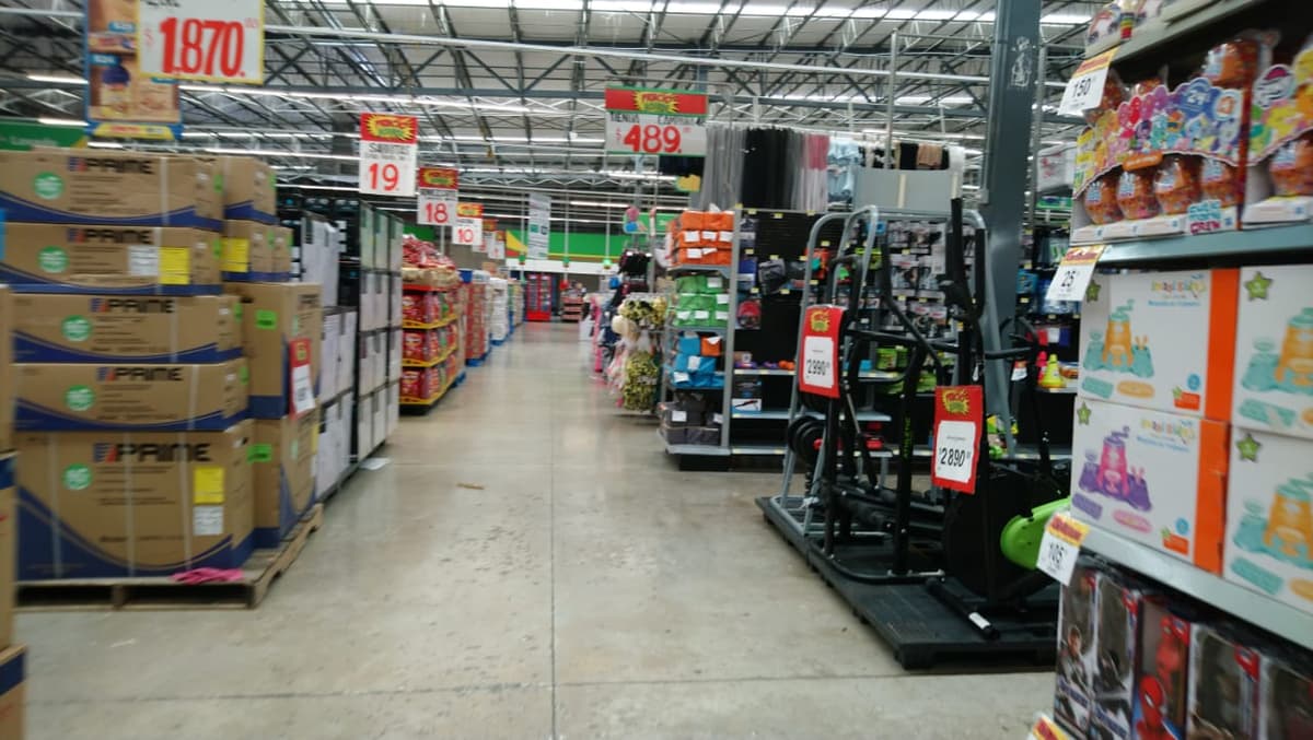 Limitan acceso a supermercados en Chetumal por coronavirus