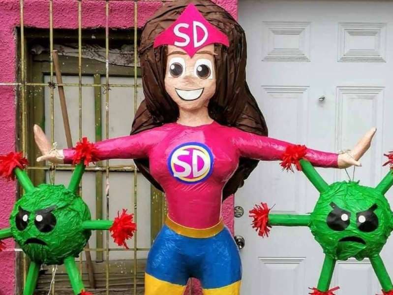 ¡Ya hay piñata de Susana Distancia!