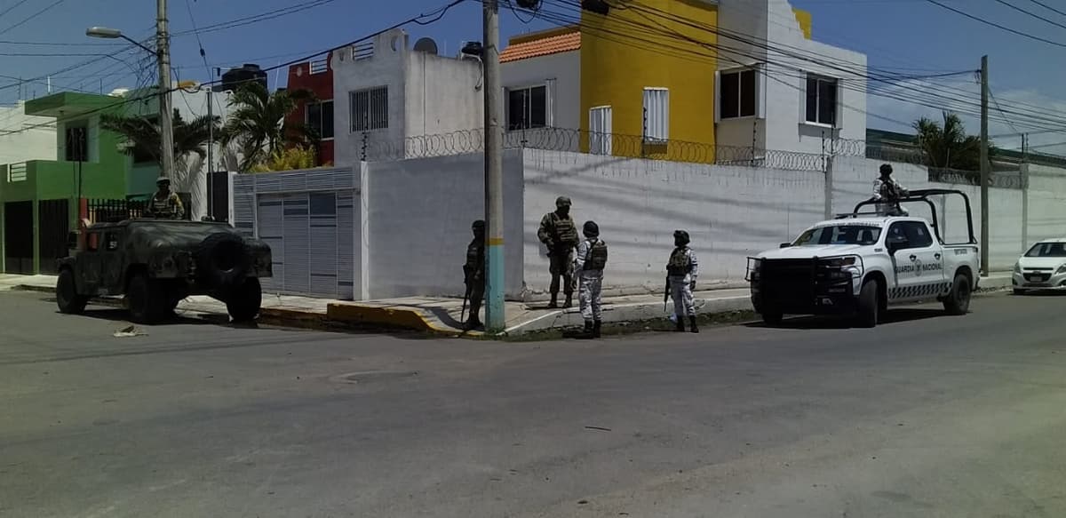Persecución a balazos entre delincuentes en Chetumal