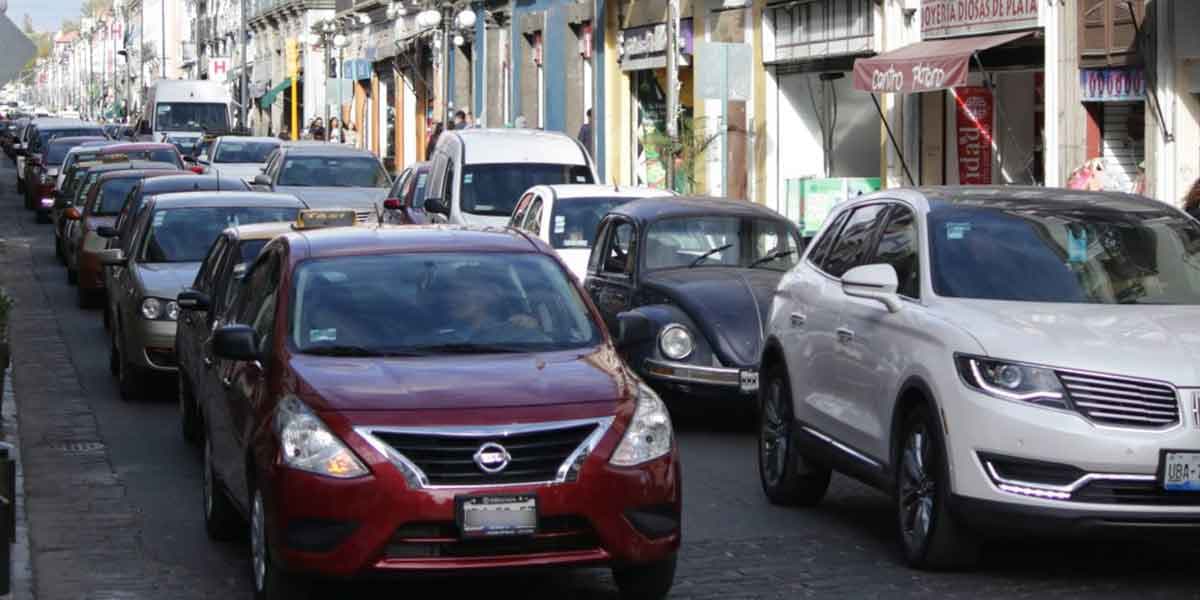 Implementan 'Hoy No Circula' por emergencia sanitaria de Covid-19 en Puebla