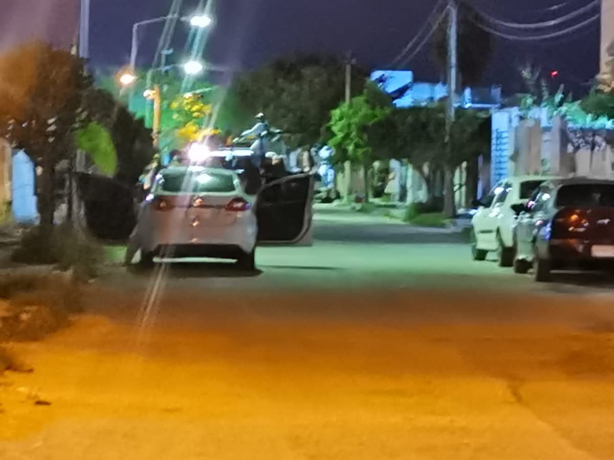 Detienen a mujer en cateo a presunta “narcotiendita” en Chetumal