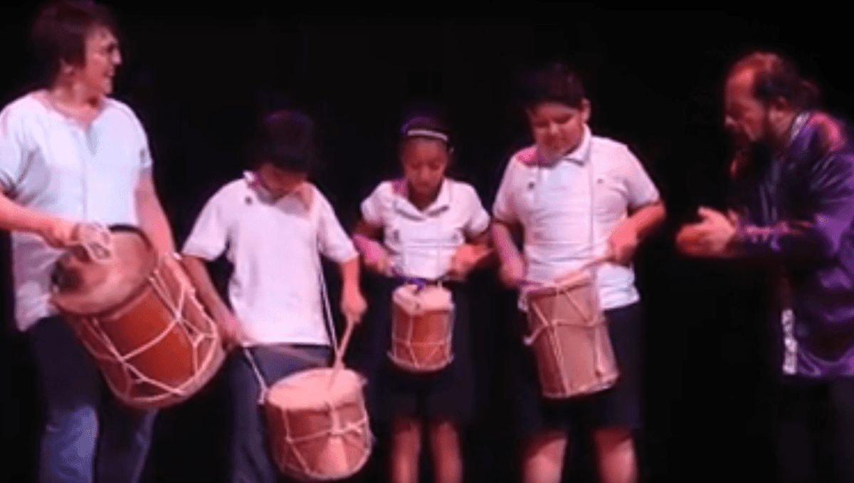 Video: Escucha el son que ciudadanos y artistas dedicaron a Laura Beristain