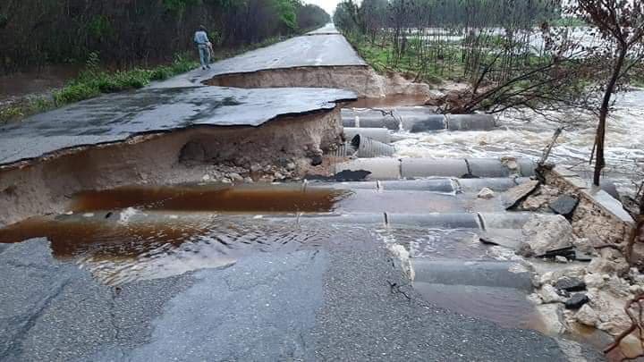 Galería: Se deslava carretera Chetumal-Escárcega por tormenta tropical 'Cristóbal'