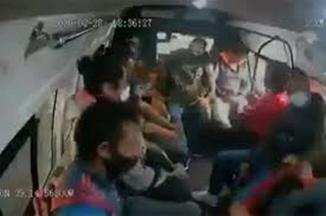Video: Asaltante mata de un disparo a pasajero. "Ya vieron que es de verdad!”, dice
