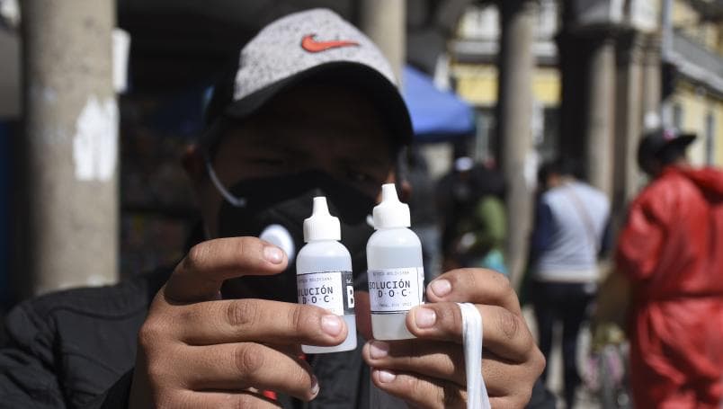 Niño muere por beber dióxido de cloro que le dieron sus padres