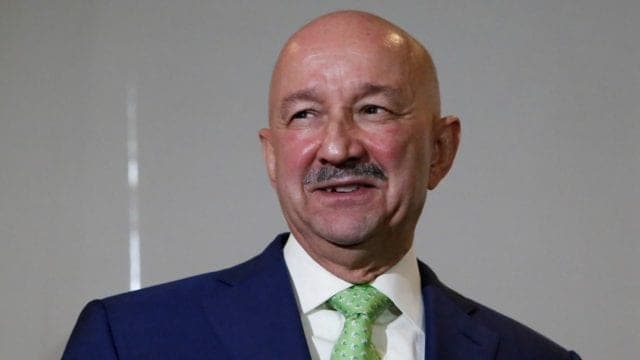 Lozoya acusa a Salinas de Gortari de presionar por contratos de Pemex para su hijo