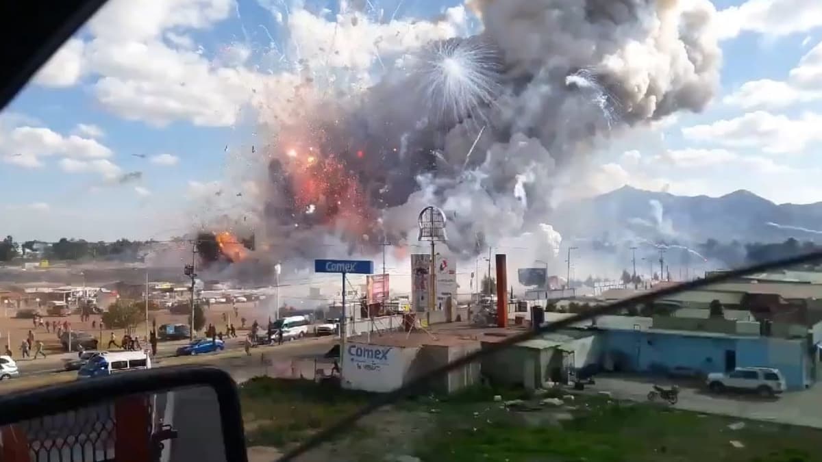 Usuarios en redes sociales comparan explosión de Beirut con la de Tultepec