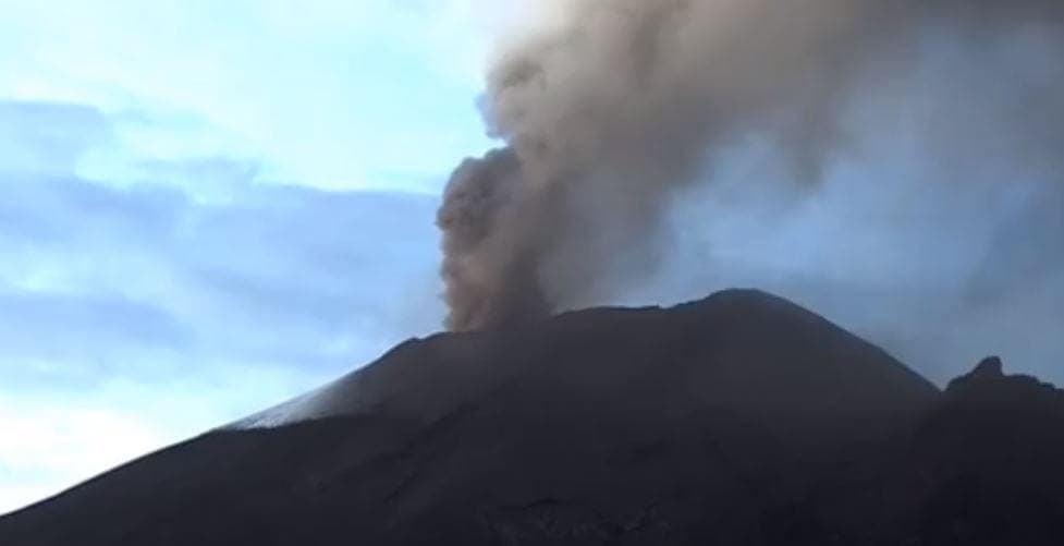 Volcán Popocatépetl registra intensa actividad en las últimas 24 horas
