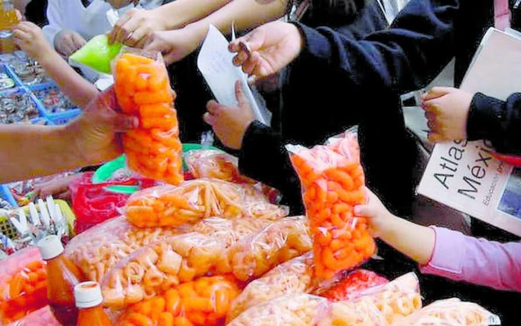 Quintana Roo podría prohibir la venta de comida "chatarra"