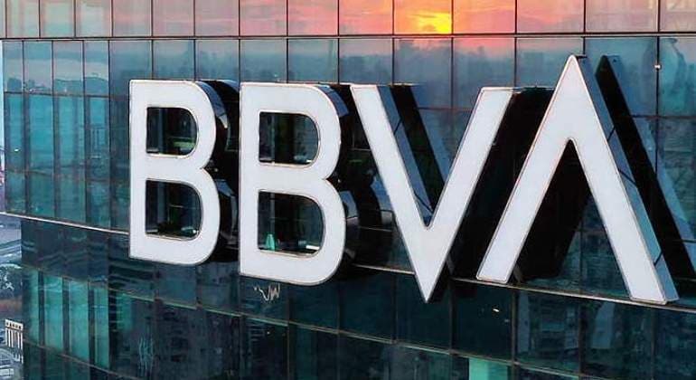 BBVA 'se pone al corriente' con el SAT y paga más de 3 mil mdp por ISR