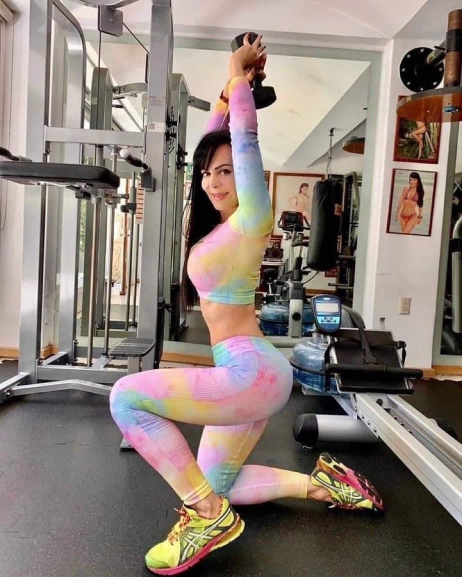Critican a Maribel Guardia por tener fotos de ella "para motivarse" en el gym