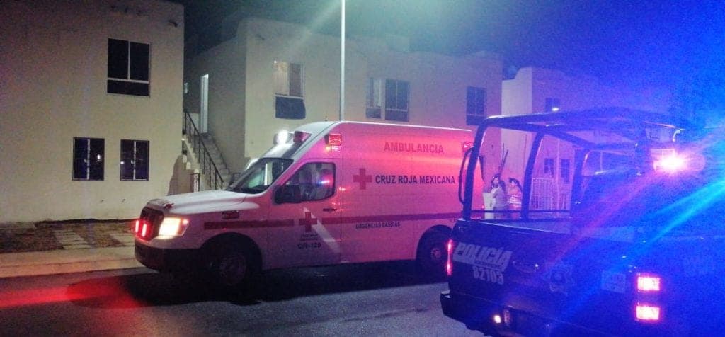 Muere joven al caer del 2do. piso en Playa del Carmen