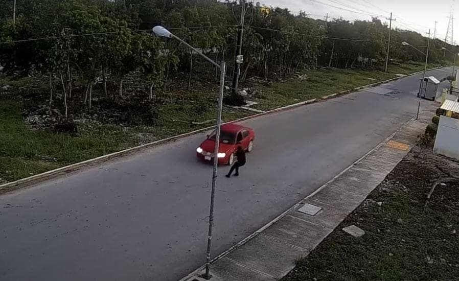 Video capta el momento en que asesinan a comandante del CERESO de Cancún