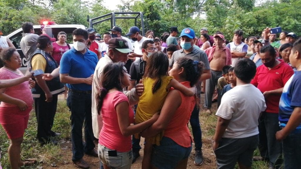 Encuentran a niña extraviada en la selva, en José María Morelos
