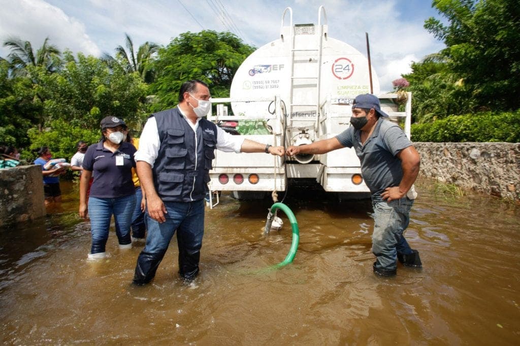 Yucatán continúa con más de 10 colonias inundadas tras paso de "Gamma" y "Delta"