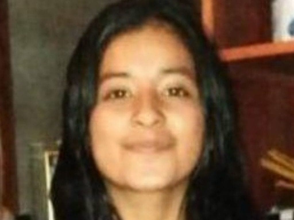 Familiares buscan a Sandra, una menor de 15 años de edad desaparecida en Tulum