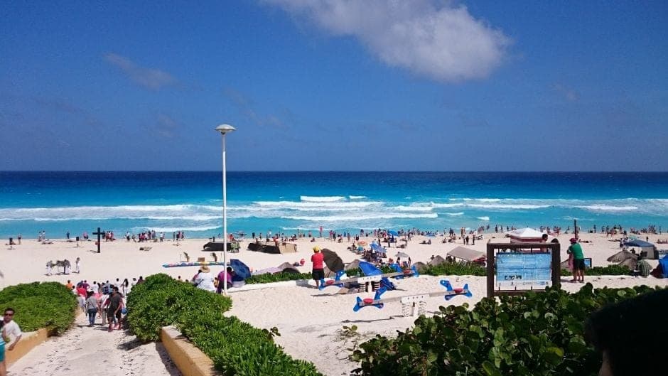 Mañana reabre Playa Delfines tras repararse daños por "Delta"