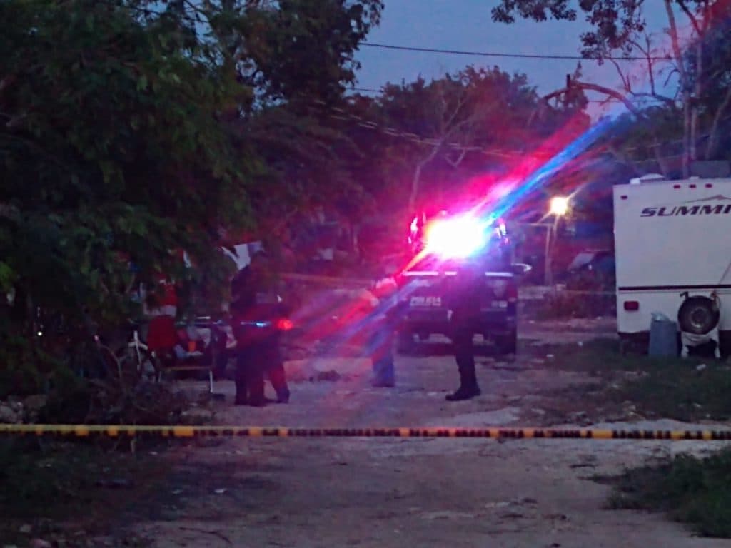 Balean a 3 en invasión 2 de Octubre de Tulum; uno muere