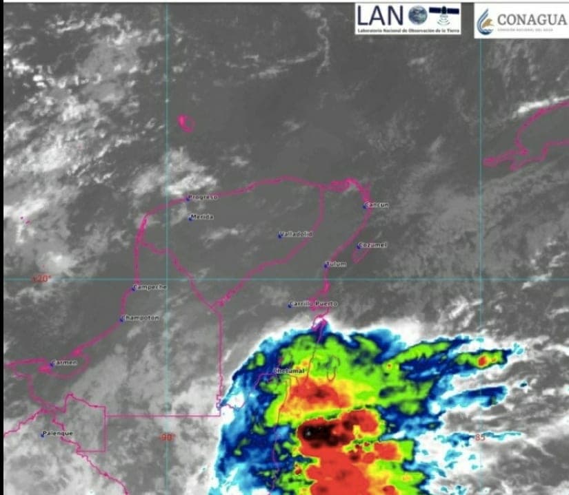 Clima: Onda Tropical 44 sobre Quintana Roo provoca lluvias y chubascos
