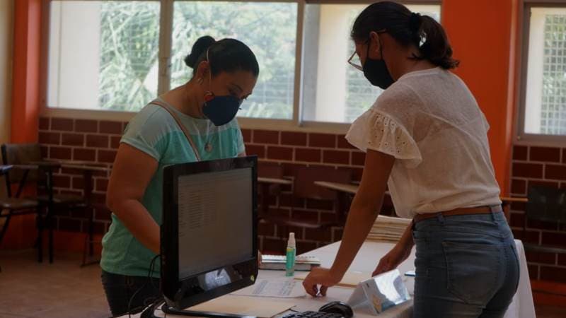 Impulsan a jóvenes quintanarroenses con programa “Emprende, yo te apuesto”