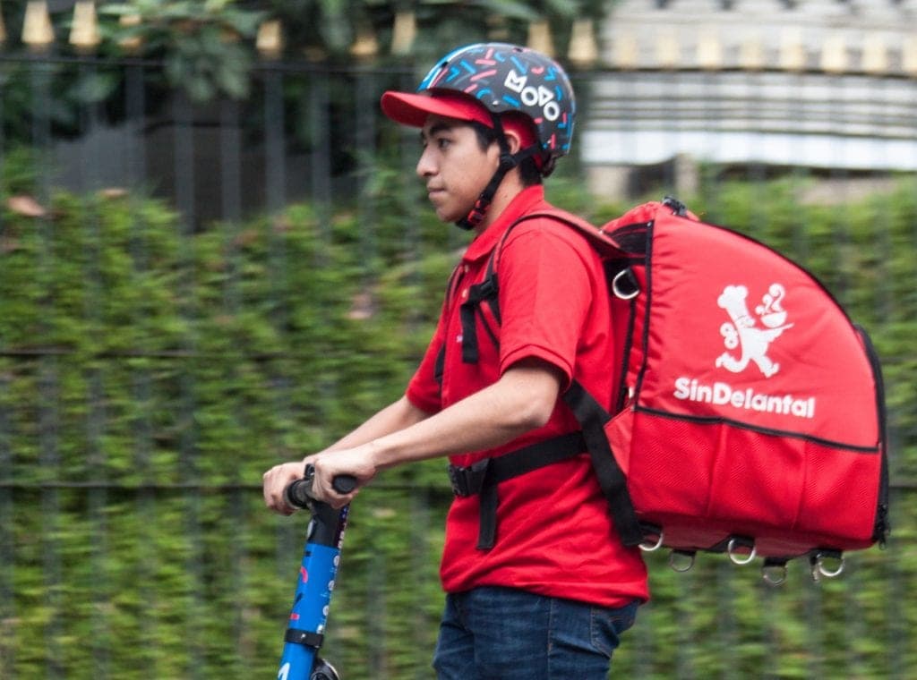 ¡Otra víctima de la pandemia! Sin Delantal se va de México en un mes