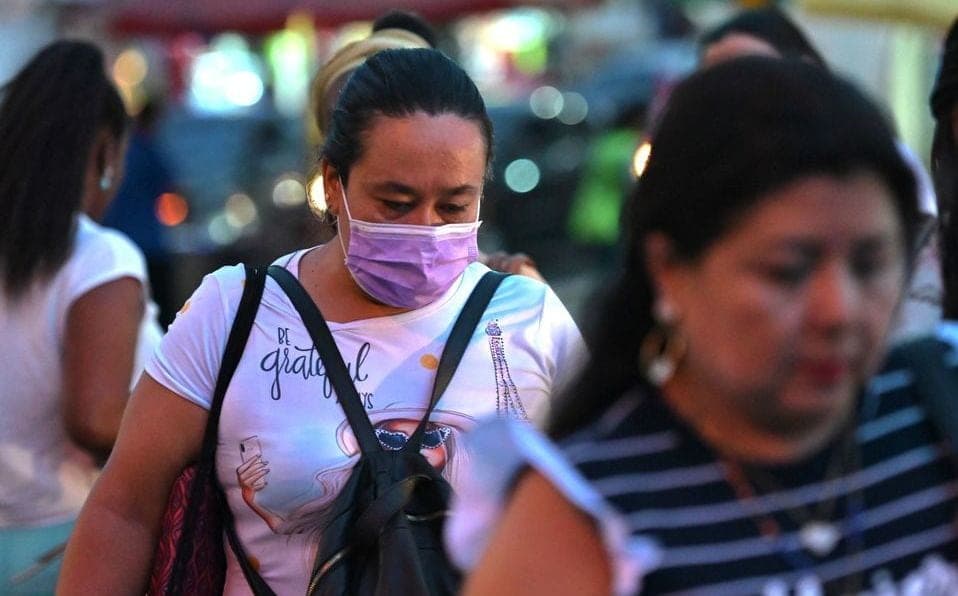 Suma Quintana Roo 15 mil 771 casos positivos de Covid-19; 15 contagios en 24 horas