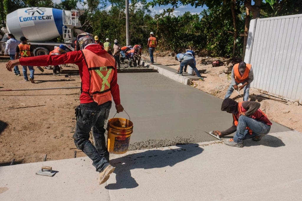 Con importante inversión en obra pública gobierno de Cancún reaviva Puerto Juárez