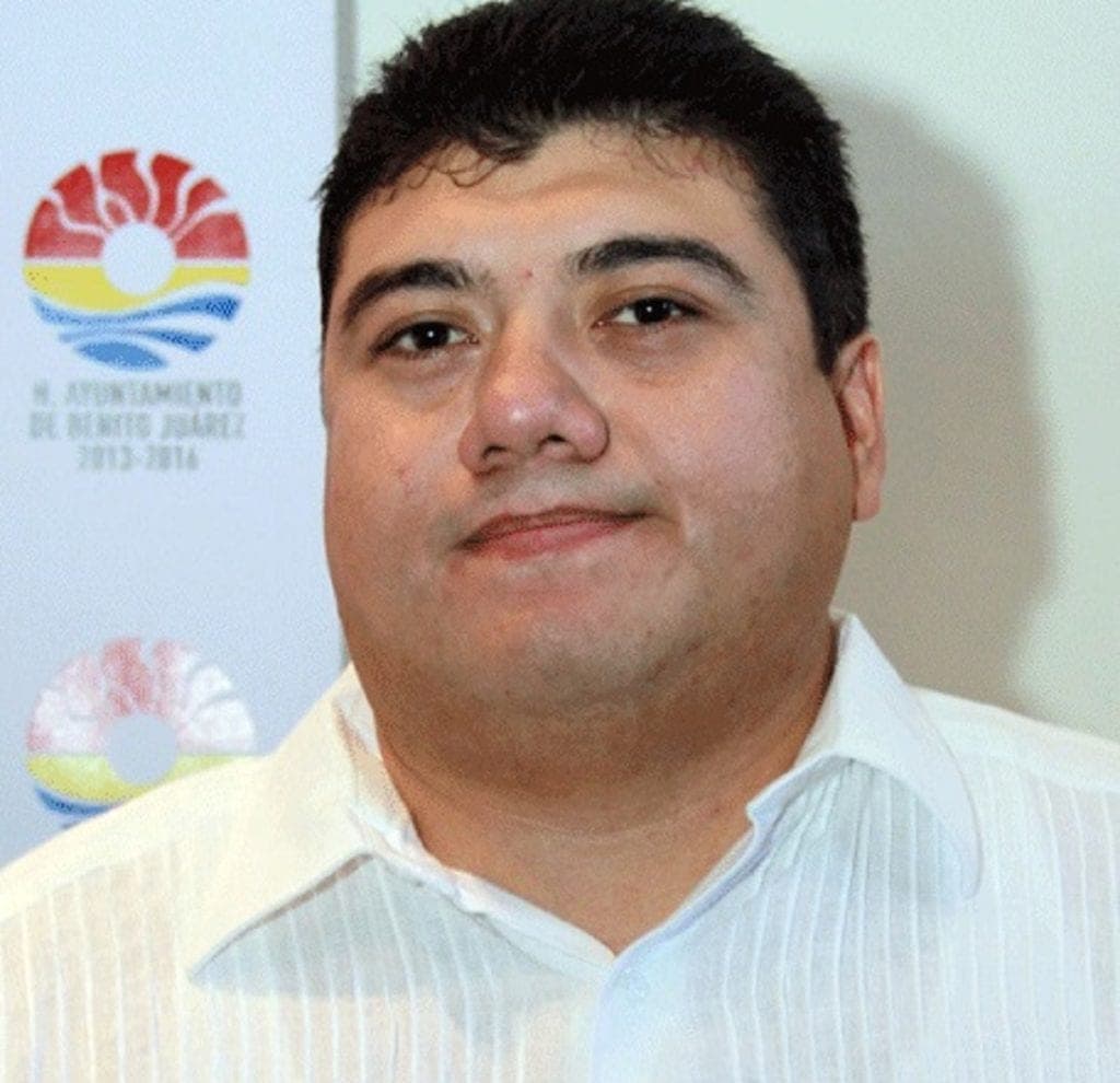 Por dar licencia sin permisos Federales a hotel Riviera Cancún, denuncian a Rolando Melo Novelo
