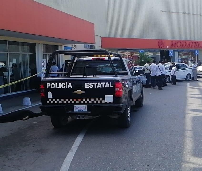 Muere mujer de un paro cardiaco en Chedraui de Cancún