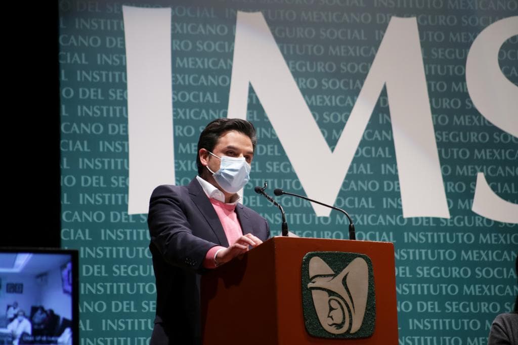 Pide IMSS "darle un respiro” al personal de salud exhausto por combatir el COVID-19