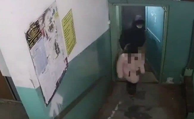Video: Niña logra escapar del ataque de un pedófilo gracias a su rápida reacción