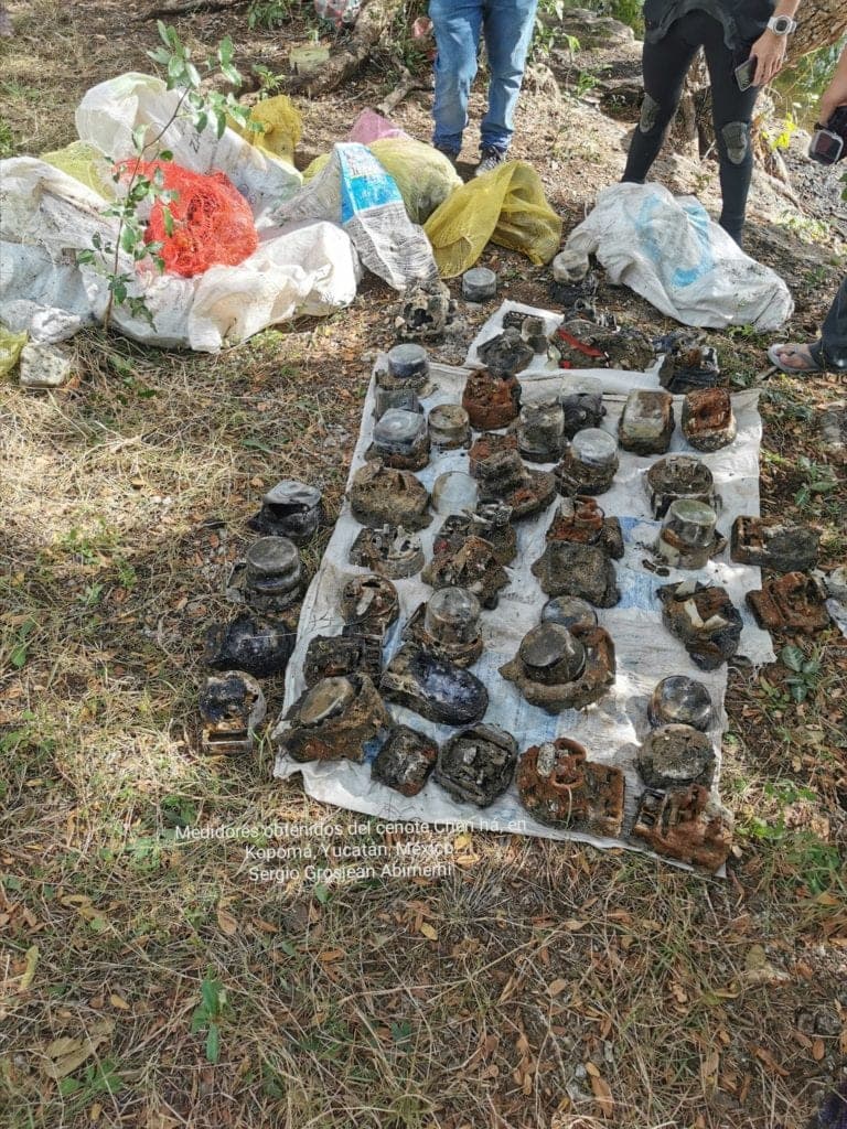 Encuentran 117 medidores de luz en profundidades de un cenote