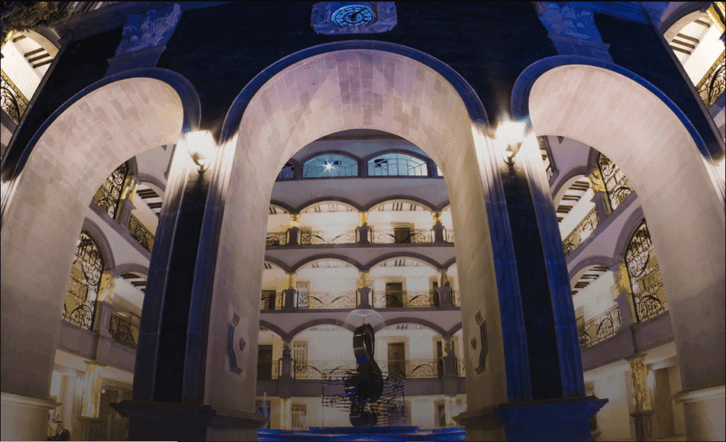 Aquí se encuentra el “Palacio del ‘Bukinham’”, el nuevo hotel de lujo de Marco Antonio Solís