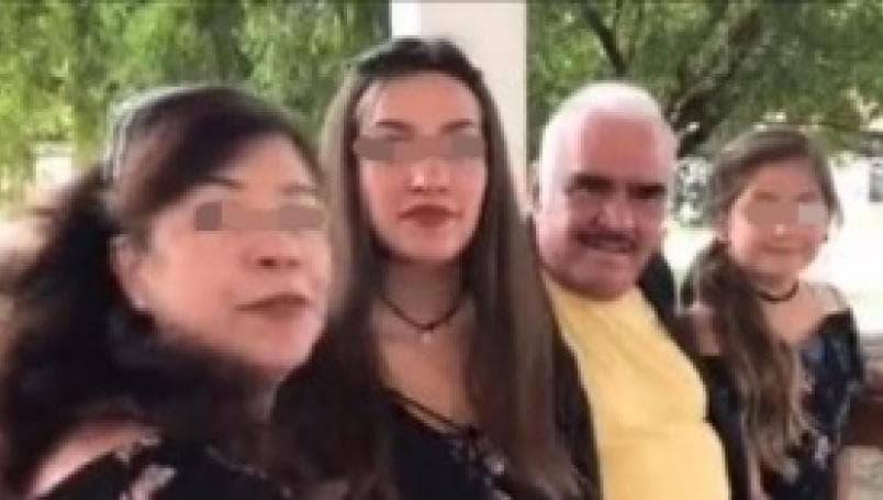 Joven acosada por Vicente Fernández se defiende de las críticas