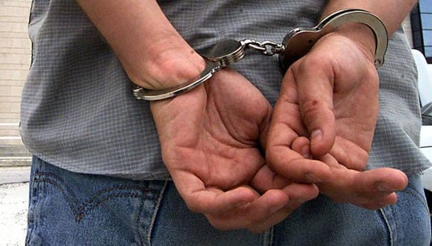 Sujeto quema a su pareja porque ella no quiso lavar los platos