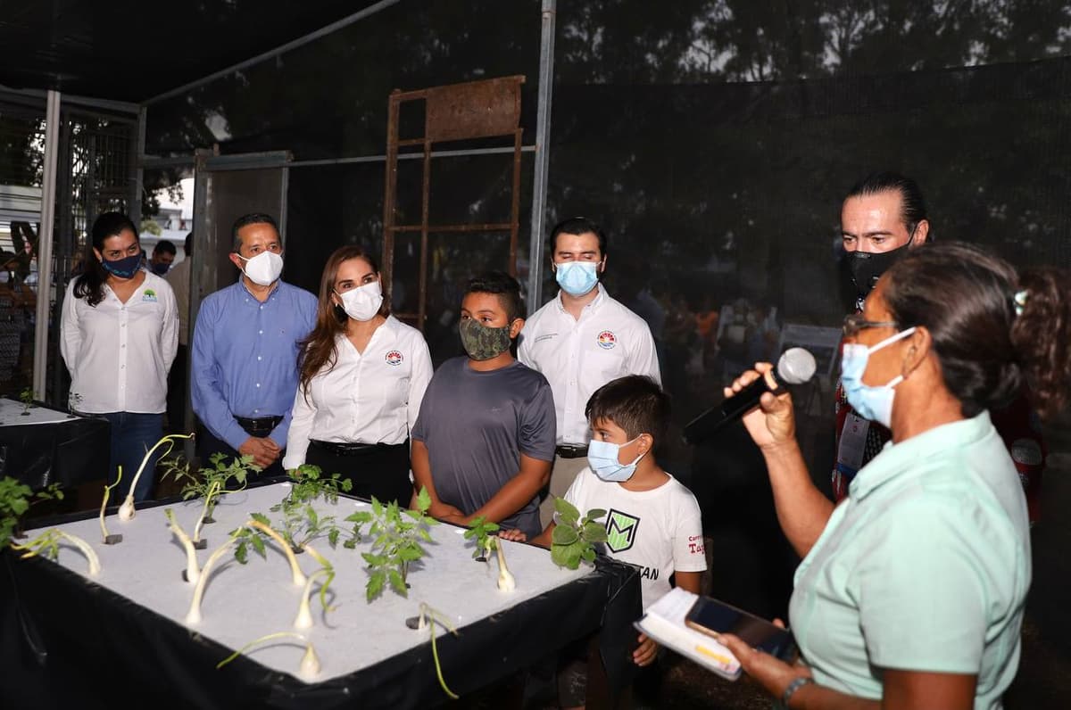 Un espacio que fue un basurero, Carlos Joaquín inaugura un Huerto Urbano en Cancún