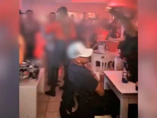 Clausuran en NL bar con 40 personas adentro de 'pachanga'