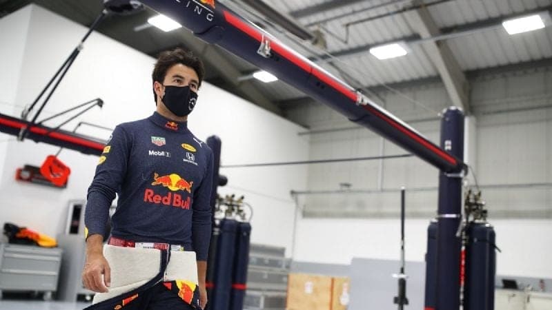 Red Bull, con fecha lista para presentar vehículos de Checo Pérez y Max Verstappen