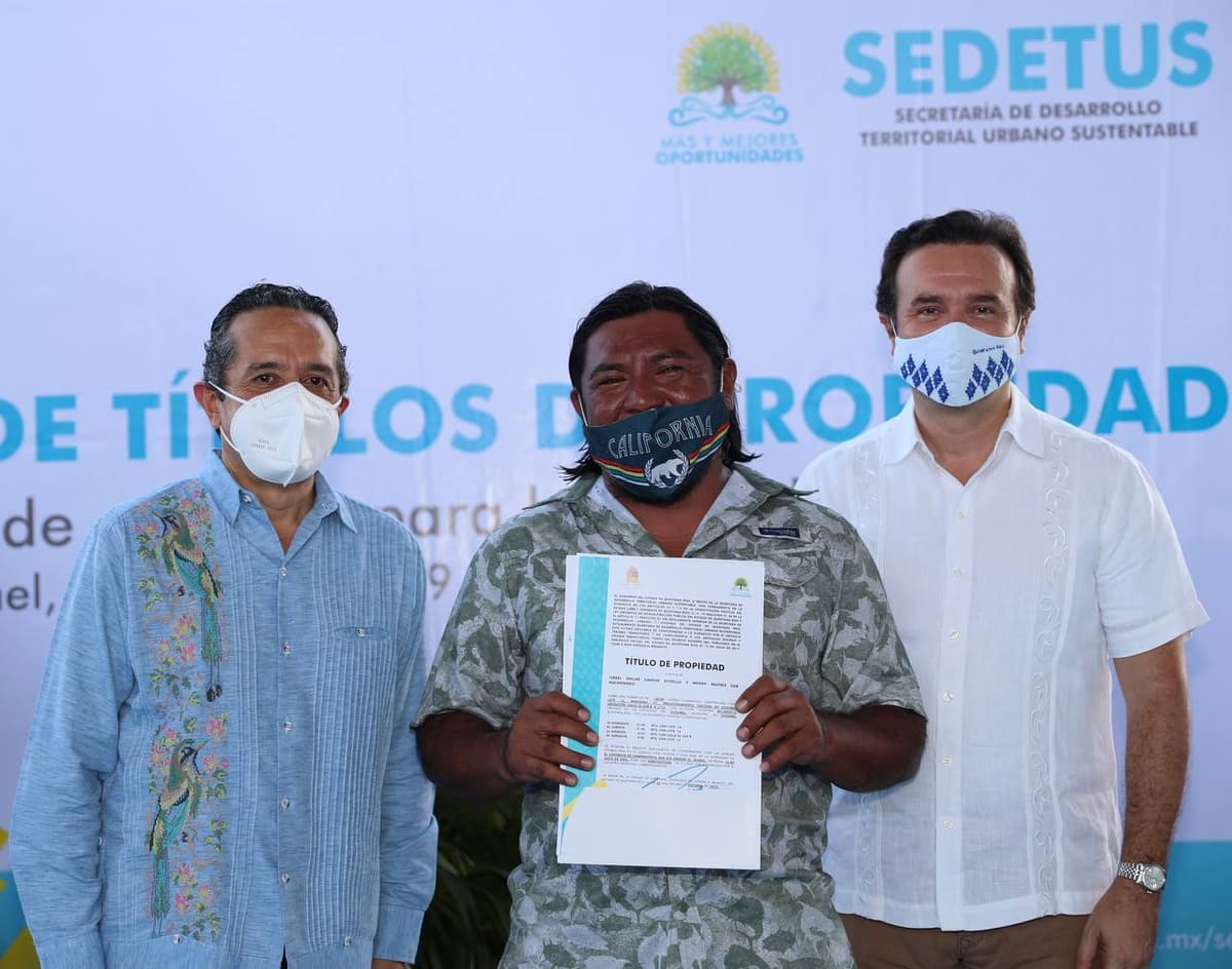 Justicia Social: Con la entrega de títulos de propiedad, avanzamos en la disminución de la desigualdad: Carlos Joaquín