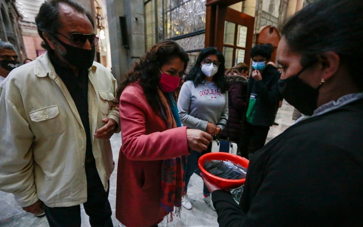 Celebran hoy Miércoles de Ceniza con sana distancia