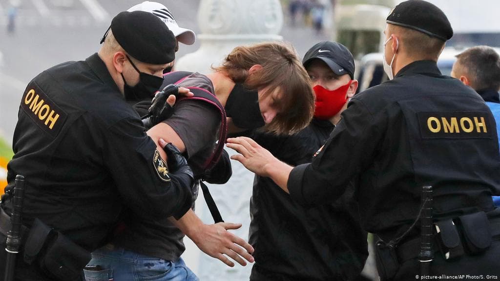 Régimen bielorruso registra casas y oficinas de periodistas y activistas