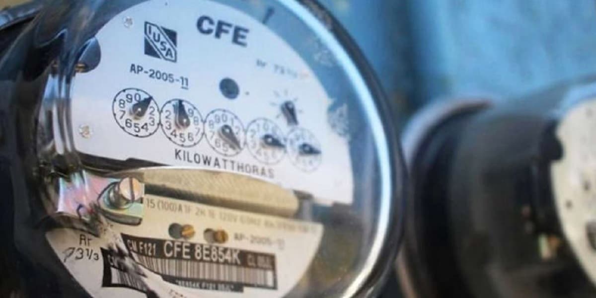 No tiene adeudo, pero CFE le cobra 9 mil pesos ¡Del año pasado!