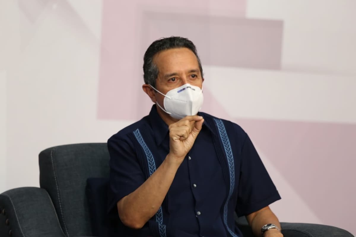 La vacunación disminuirá el riesgo de contagios, pero no debemos relajar medidas y hábitos: Carlos Joaquín