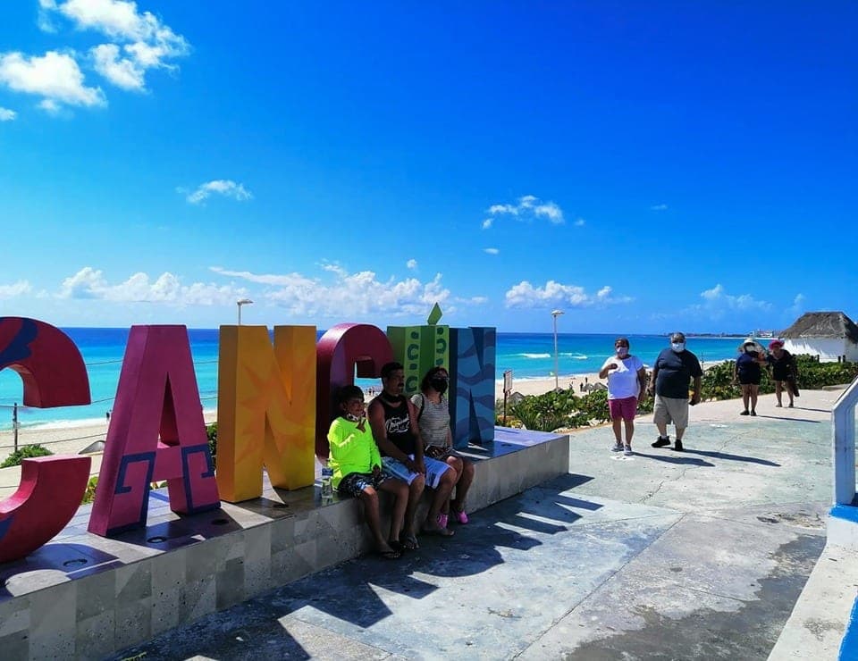 Corredor Cancún-Riviera Maya recibirá más de 600,000 turistas en las próximas dos semanas