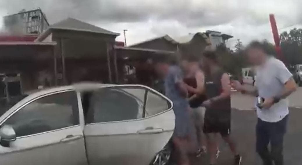 Hombre viaja 2 mil kilómetros para verse con una menor de edad, queda detenido por pedofilia