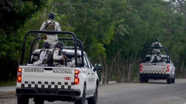 Detienen a Elementos de la Guardia Nacional que cobraban derecho de piso en Cancún