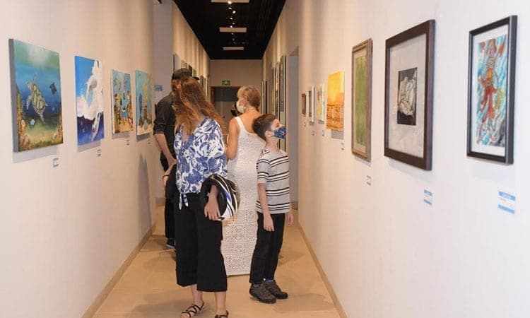 Participan 42 artistas locales en la exposición colectiva “Arte Visual: Flora y Fauna Cozumeleña”