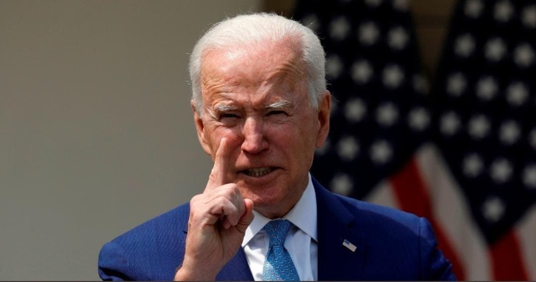 Anuncia Biden medidas para controlar la "epidemia de violencia por armas"