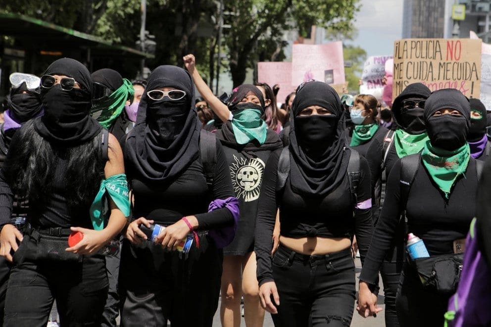 Caso Victoria Salazar: enfrentamiento entre feministas y policías en CDMX