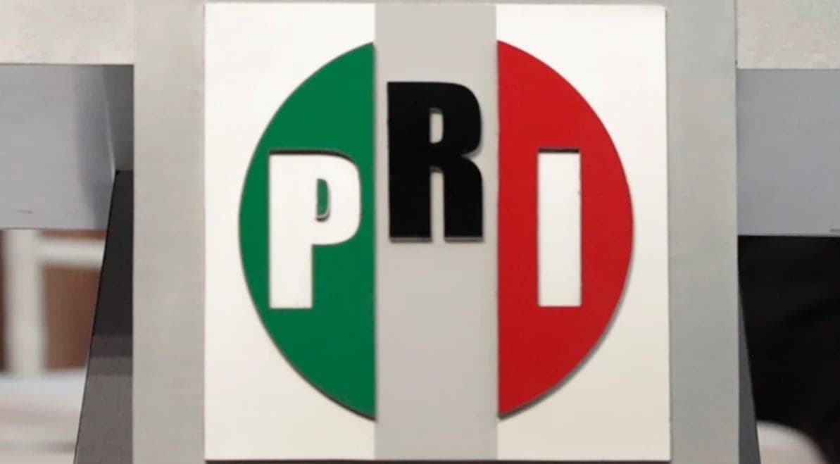 Cuenta de senadores del PRI en Twitter comparte contenido sexual; acusan hackeo